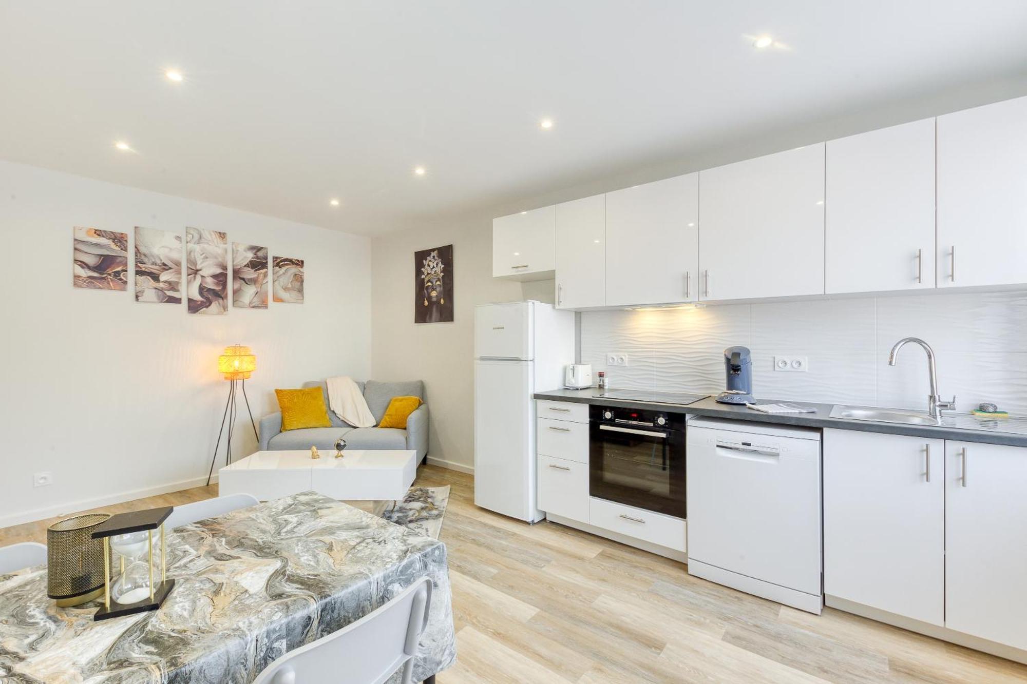 Cozy Appart 5 A 3' De La Gare - Cozy Houses パレゾー エクステリア 写真